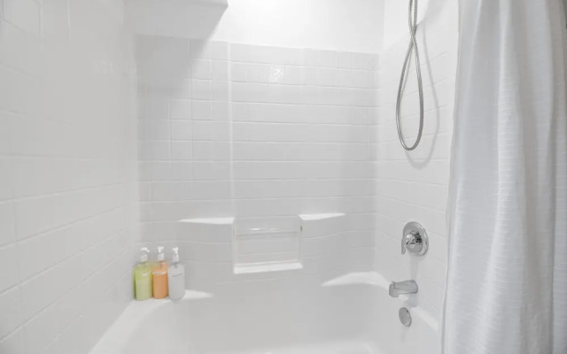 Three Bear's Bungalow