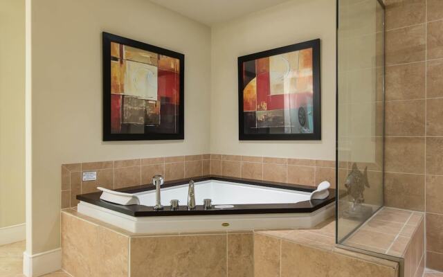 Turquoise Place Unit 1008D