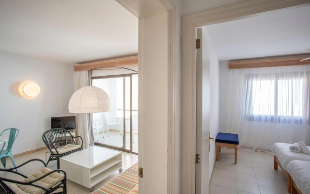 Lemar Hotel & Apartments