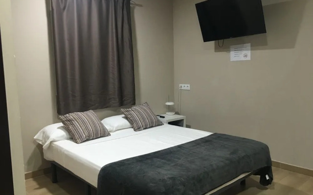 Laramond Barcelona Rooms