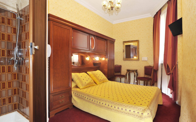 Hotel La Canopee
