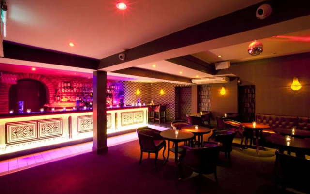Harcourt Hotel