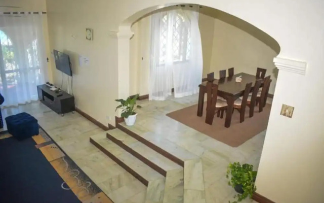 Stay.Plus Creek Residence Nyali