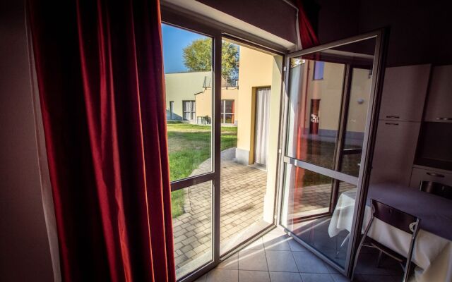 Room in Guest Room - Spacious Double Room in Alba