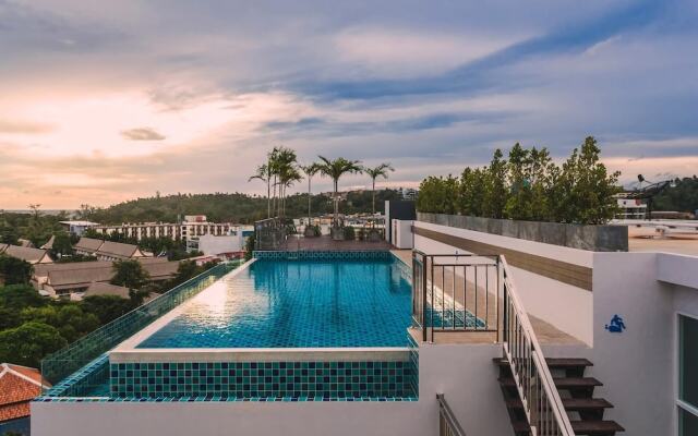 Ozone Condo by Lofty