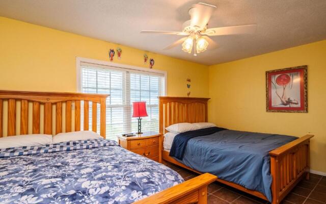 Beach Barn by Oak Island Accommodations