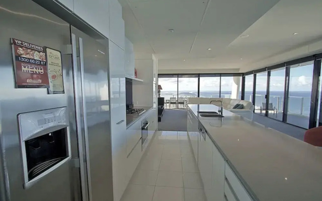 Circle on Cavill - Apartment Stay Private