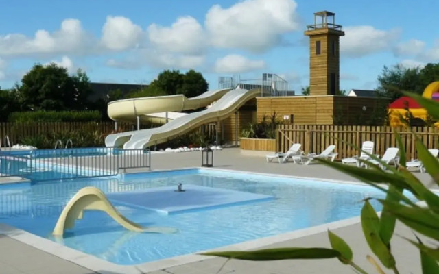 Comfortable Mobile Home With Veranda in Charming Normandy