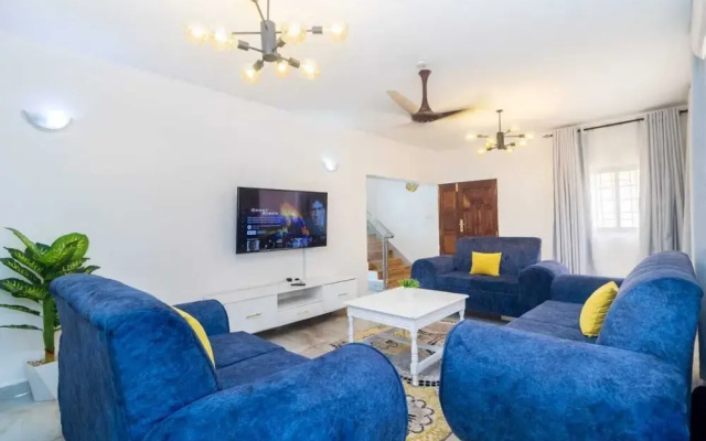 Lux Suites Nyali Holiday Villa