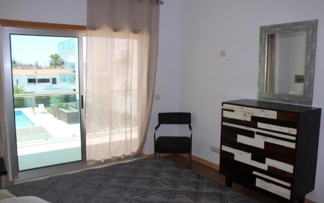 Modern 1 bedrom apartment