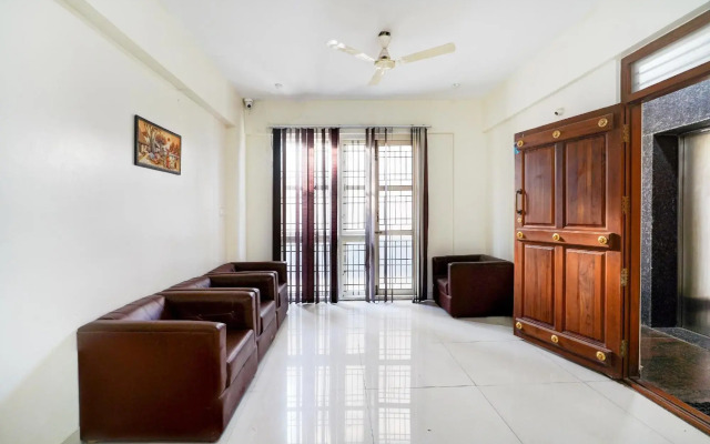 Prime Square by OYO Rooms