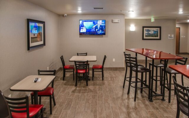 My Place Hotel-Wenatchee WA