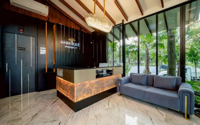 High Tree Resort Co.,Ltd.