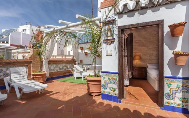 Pequeño palacete Calle Santas Patronas