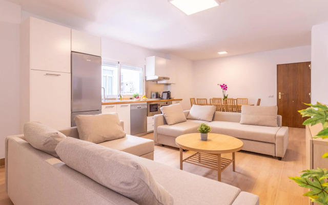 LA MERCED Penthouse 4BR 2BT Private Terrace