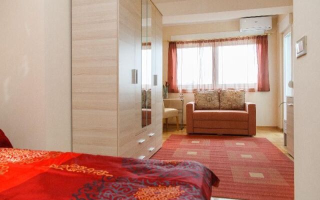 One Bedroom Apartment City Wave