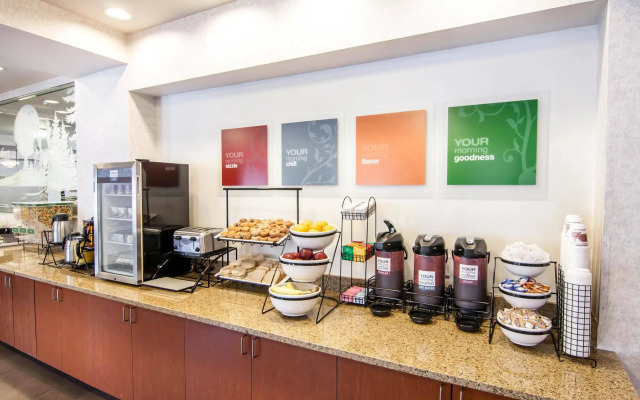 Comfort Inn and Suites Salem