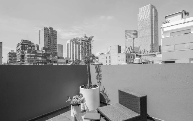 Reforma Guest House
