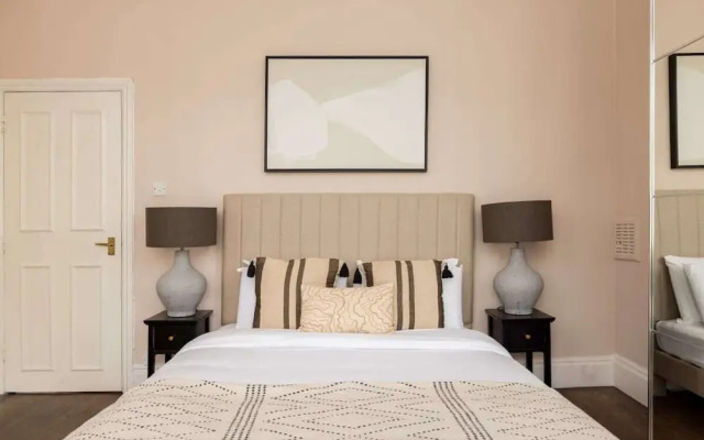 The Notting Hill Base - Charming 2bdr With Balcony