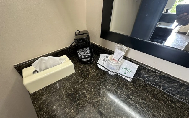 Baymont Inn & Suites Thomasville