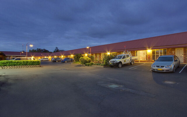 Quality Inn Parkes International