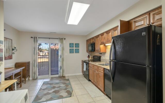 Spacious 3BR Pensacola Townhouse