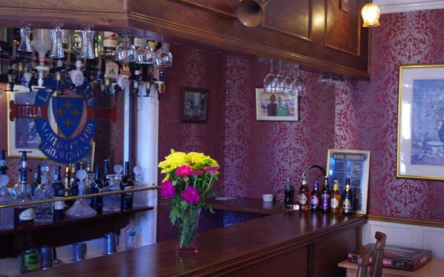 Varley House - Guest House