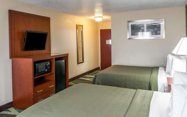 Quality Inn & Suites South Bend Airport