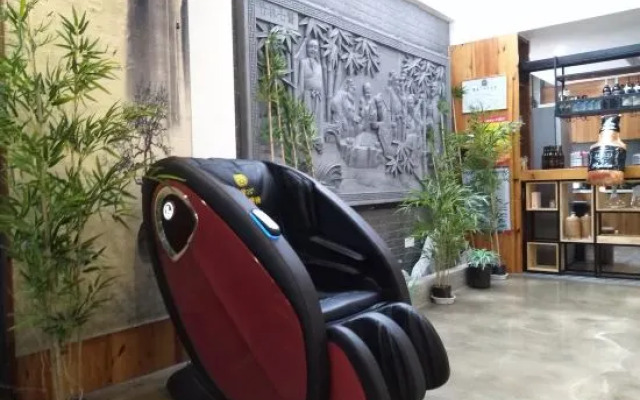 Yunfeng Zhuyuan Hostel