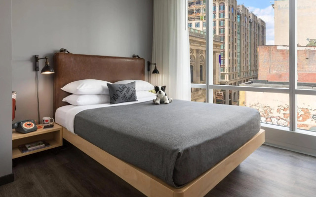 Moxy Boston Downtown