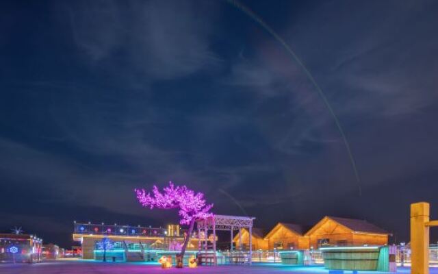 Rezen Yunshui Xiyue Hot Spring Hotel
