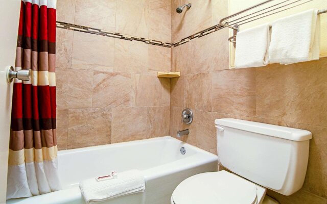 Red Roof Inn & Suites Greenwood, SC