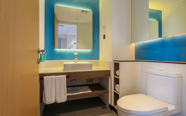 Holiday Inn Exp Jingdezhen Taoxichuan by