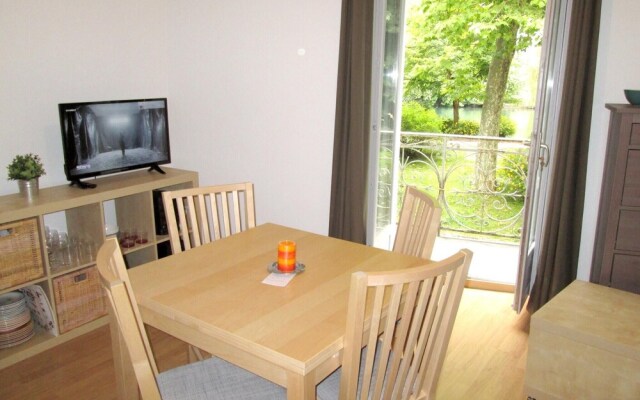 Apartment With 2 Bedrooms in Bagneres-de-luchon, With Wonderful Lake V