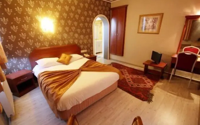 Ankara Jolly Hotel
