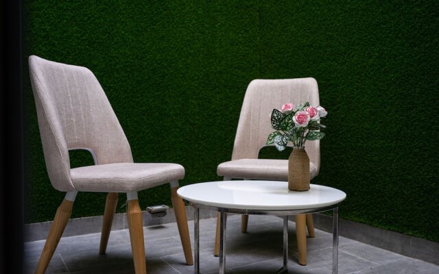 Luxy Park Hotel & Apartments Notre Dame