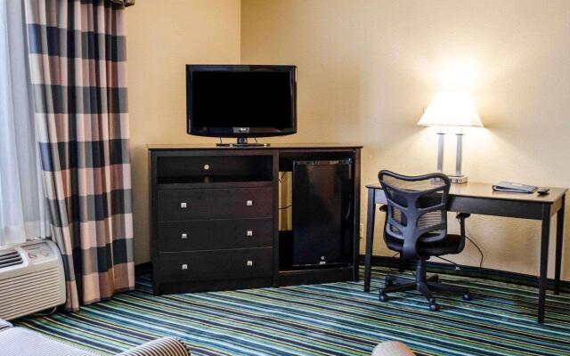 Quality Inn & Suites Medina - Akron West