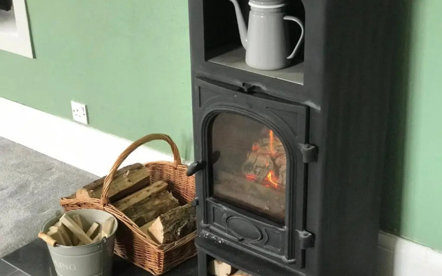 The Cornish Peak by StayStaycations