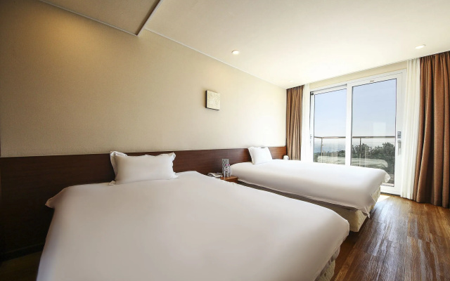 Jeju Ocean Blue Hotel
