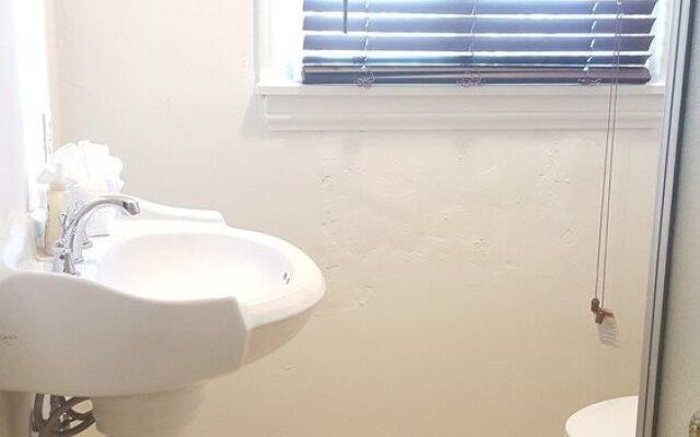 Relaxing Beverlywood house with bbq