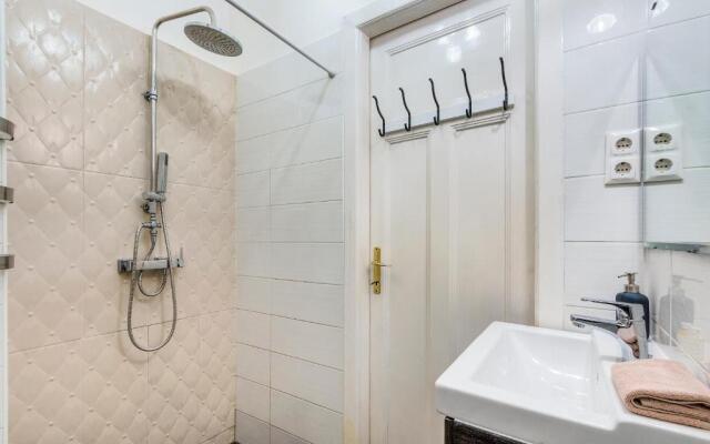 Dfive Apartments - Fashion Street