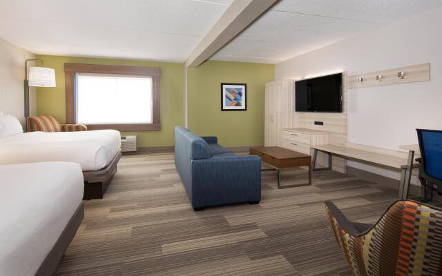 Holiday Inn Express Louisville Northeast, an IHG Hotel