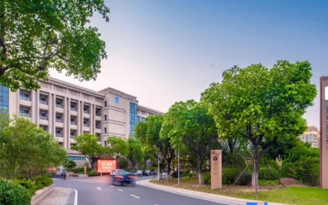 Shazhou Lake Hotel