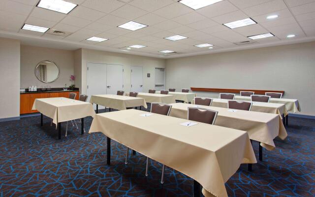 Hampton Inn & Suites Clovis-Airport North