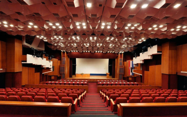 Grand Hotel Adriatic I