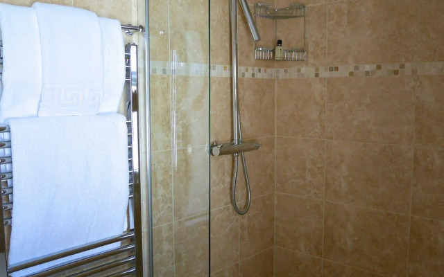 Redstone Guest House