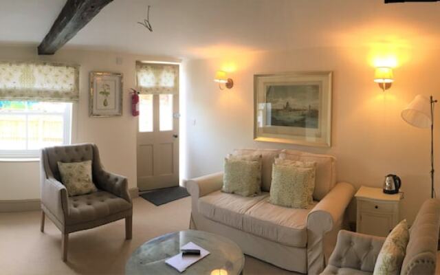 Stapleton/Parkgate Cottages