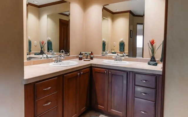 CR Luxury Veranda 7B 2 Bdrm