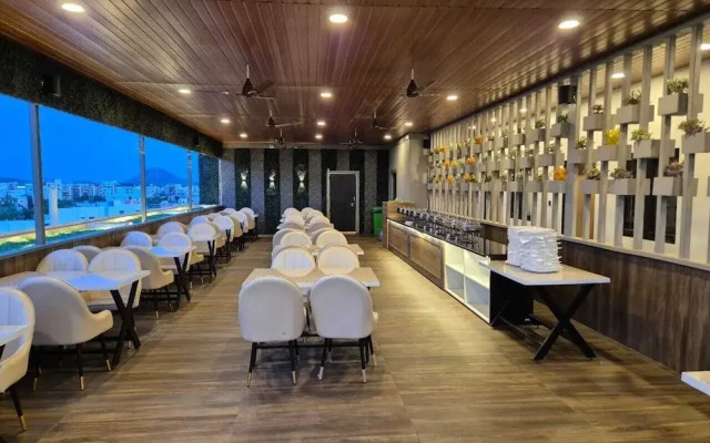 Hotel Shreyas Grand Ananthapur