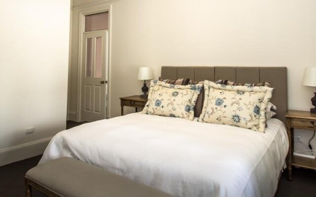 Pirathon Country Estate